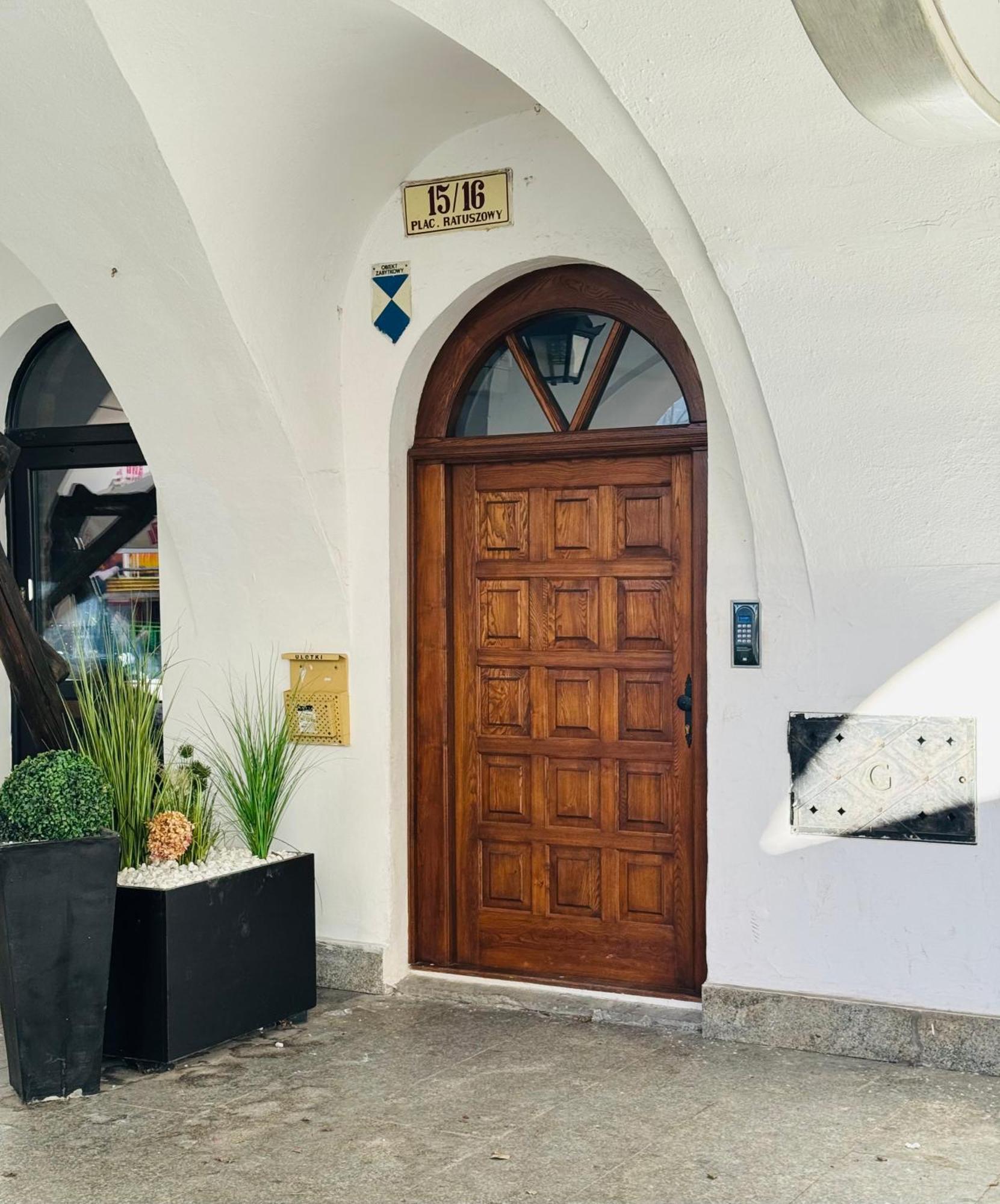 Apartement Starowka Еленя-Гура Экстерьер фото
